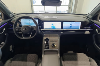 GEELY Monjaro Flagship SE Фото GEELY Monjaro Flagship SE