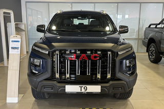 JAC T9 Эксплор 2.0TGDI Фото JAC T9 Эксплор 2.0TGDI