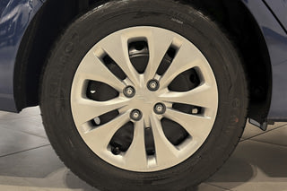 Kia Rio X (Solaris KRX) Комфорт (Comfort) Фото Kia Rio X (Solaris KRX) Комфорт (Comfort)