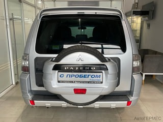 Фото MITSUBISHI Pajero IV Рестайлинг 1 с пробегом Фото MITSUBISHI Pajero IV Рестайлинг 1 с пробегом