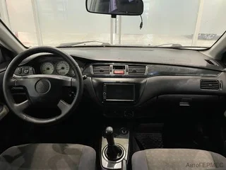 Фото MITSUBISHI Lancer IX Рестайлинг с пробегом Фото MITSUBISHI Lancer IX Рестайлинг с пробегом