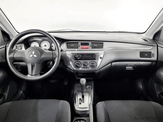 Фото MITSUBISHI Lancer IX Рестайлинг с пробегом Фото MITSUBISHI Lancer IX Рестайлинг с пробегом