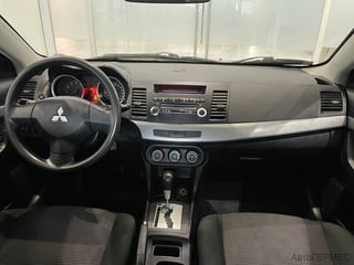 Фото MITSUBISHI Lancer X Рестайлинг с пробегом Фото MITSUBISHI Lancer X Рестайлинг с пробегом