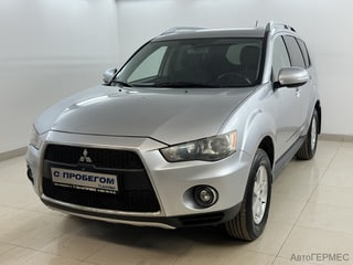 Фото MITSUBISHI Outlander II Рестайлинг с пробегом Фото MITSUBISHI Outlander II Рестайлинг с пробегом