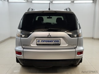 Фото MITSUBISHI Outlander II Рестайлинг с пробегом Фото MITSUBISHI Outlander II Рестайлинг с пробегом