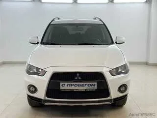 Фото MITSUBISHI Outlander II Рестайлинг с пробегом Фото MITSUBISHI Outlander II Рестайлинг с пробегом
