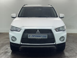 Фото MITSUBISHI Outlander II Рестайлинг с пробегом Фото MITSUBISHI Outlander II Рестайлинг с пробегом
