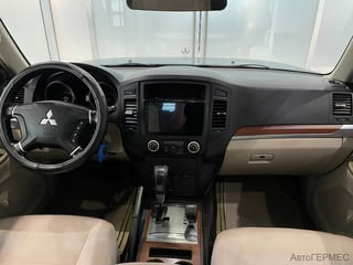 Фото MITSUBISHI Pajero IV с пробегом Фото MITSUBISHI Pajero IV с пробегом