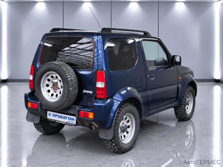 Фото SUZUKI Jimny III Рестайлинг 1 с пробегом Фото SUZUKI Jimny III Рестайлинг 1 с пробегом