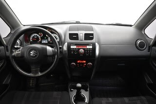 Фото SUZUKI SX4 I (CLASSIC) Рестайлинг с пробегом Фото SUZUKI SX4 I (CLASSIC) Рестайлинг с пробегом