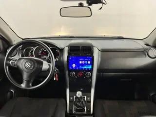 Фото SUZUKI Grand Vitara II Рестайлинг с пробегом Фото SUZUKI Grand Vitara II Рестайлинг с пробегом