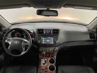 Фото TOYOTA Highlander II (U40) Рестайлинг с пробегом Фото TOYOTA Highlander II (U40) Рестайлинг с пробегом