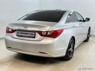 Фото HYUNDAI Sonata VI (YF) с пробегом Фото HYUNDAI Sonata VI (YF) с пробегом