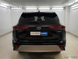 Фото TOYOTA Highlander IV (U70) с пробегом Фото TOYOTA Highlander IV (U70) с пробегом