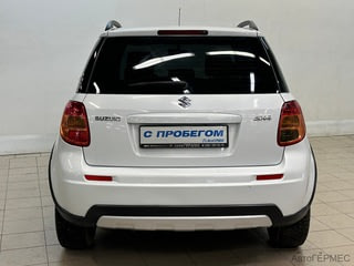 Фото SUZUKI Sx4 I (CLASSIC) Рестайлинг с пробегом Фото SUZUKI Sx4 I (CLASSIC) Рестайлинг с пробегом