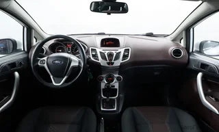 Фото Ford Fiesta MK6 с пробегом Фото Ford Fiesta MK6 с пробегом