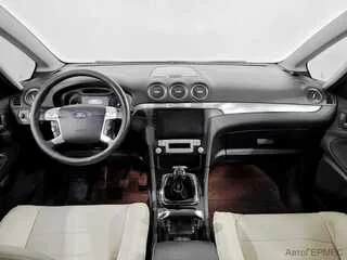 Фото Ford S-Max I Рестайлинг с пробегом Фото Ford S-Max I Рестайлинг с пробегом