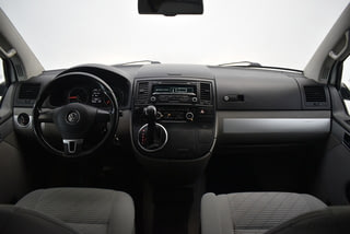 Фото Volkswagen Multivan T5 Рестайлинг с пробегом Фото Volkswagen Multivan T5 Рестайлинг с пробегом