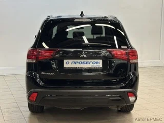 Фото MITSUBISHI Outlander III Рестайлинг 3 с пробегом Фото MITSUBISHI Outlander III Рестайлинг 3 с пробегом