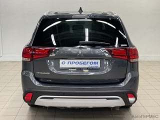 Фото MITSUBISHI Outlander III Рестайлинг 3 с пробегом Фото MITSUBISHI Outlander III Рестайлинг 3 с пробегом