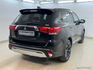 Фото MITSUBISHI Outlander III Рестайлинг 3 с пробегом Фото MITSUBISHI Outlander III Рестайлинг 3 с пробегом