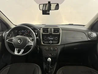 Фото RENAULT Logan II Рестайлинг с пробегом Фото RENAULT Logan II Рестайлинг с пробегом