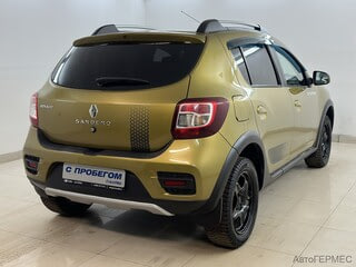 Фото RENAULT Sandero II с пробегом Фото RENAULT Sandero II с пробегом