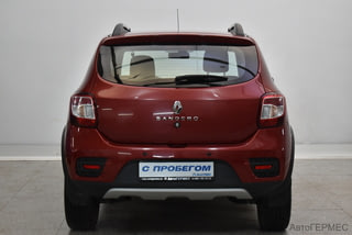 Фото RENAULT Sandero II Рестайлинг с пробегом Фото RENAULT Sandero II Рестайлинг с пробегом