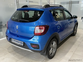 Фото RENAULT Sandero II Рестайлинг с пробегом Фото RENAULT Sandero II Рестайлинг с пробегом