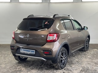 Фото RENAULT Sandero II Рестайлинг с пробегом Фото RENAULT Sandero II Рестайлинг с пробегом
