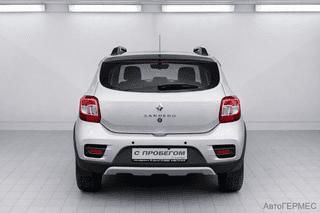 Фото RENAULT Sandero II Рестайлинг с пробегом Фото RENAULT Sandero II Рестайлинг с пробегом