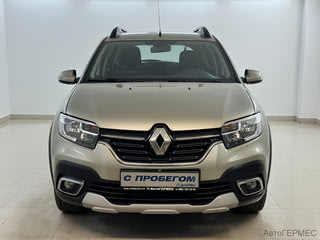 Фото RENAULT Sandero II Рестайлинг с пробегом Фото RENAULT Sandero II Рестайлинг с пробегом