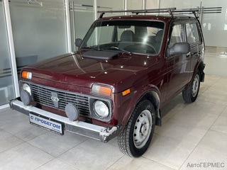 Фото LADA Niva 2121 I Рестайлинг с пробегом Фото LADA Niva 2121 I Рестайлинг с пробегом