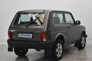 Фото LADA Niva 2121 I Рестайлинг с пробегом Фото LADA Niva 2121 I Рестайлинг с пробегом