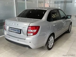 Фото LADA Granta I Рестайлинг с пробегом Фото LADA Granta I Рестайлинг с пробегом