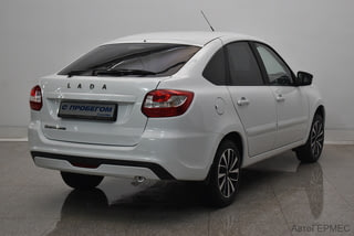 Фото LADA Granta I Рестайлинг с пробегом Фото LADA Granta I Рестайлинг с пробегом