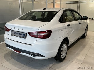 Фото LADA Vesta I Рестайлинг с пробегом Фото LADA Vesta I Рестайлинг с пробегом