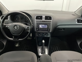 Фото Volkswagen Polo V Рестайлинг с пробегом Фото Volkswagen Polo V Рестайлинг с пробегом