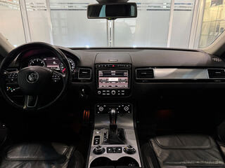 Фото Volkswagen Touareg II Рестайлинг с пробегом Фото Volkswagen Touareg II Рестайлинг с пробегом