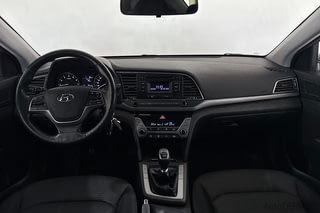 Фото HYUNDAI Elantra VI (AD) с пробегом Фото HYUNDAI Elantra VI (AD) с пробегом