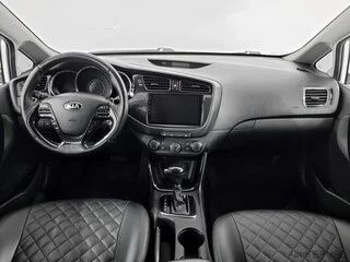 Фото Kia Ceed II Рестайлинг с пробегом Фото Kia Ceed II Рестайлинг с пробегом