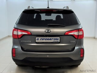 Фото Kia Sorento II Рестайлинг с пробегом Фото Kia Sorento II Рестайлинг с пробегом