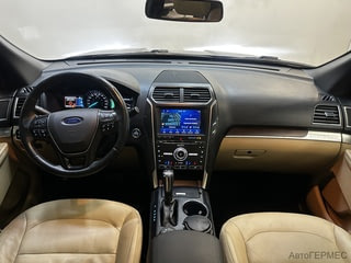 Фото Ford Explorer V Рестайлинг 2 с пробегом Фото Ford Explorer V Рестайлинг 2 с пробегом