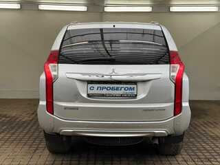Фото MITSUBISHI Pajero Sport III с пробегом Фото MITSUBISHI Pajero Sport III с пробегом