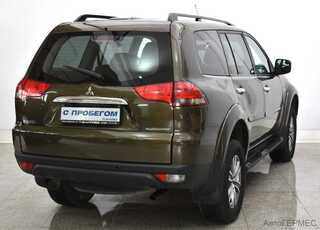 Фото MITSUBISHI Pajero Sport II Рестайлинг с пробегом Фото MITSUBISHI Pajero Sport II Рестайлинг с пробегом