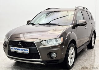 Фото MITSUBISHI Outlander II Рестайлинг с пробегом Фото MITSUBISHI Outlander II Рестайлинг с пробегом