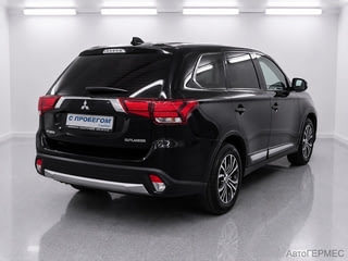 Фото MITSUBISHI Outlander III Рестайлинг 2 с пробегом Фото MITSUBISHI Outlander III Рестайлинг 2 с пробегом