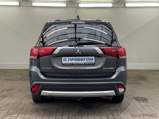Фото MITSUBISHI Outlander III Рестайлинг 2 с пробегом Фото MITSUBISHI Outlander III Рестайлинг 2 с пробегом
