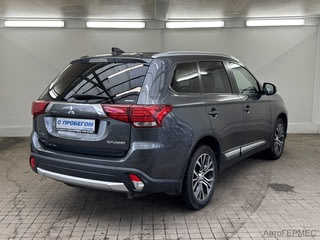 Фото MITSUBISHI Outlander III Рестайлинг 2 с пробегом Фото MITSUBISHI Outlander III Рестайлинг 2 с пробегом