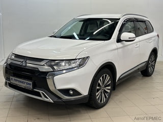 Фото MITSUBISHI Outlander III Рестайлинг 3 с пробегом Фото MITSUBISHI Outlander III Рестайлинг 3 с пробегом